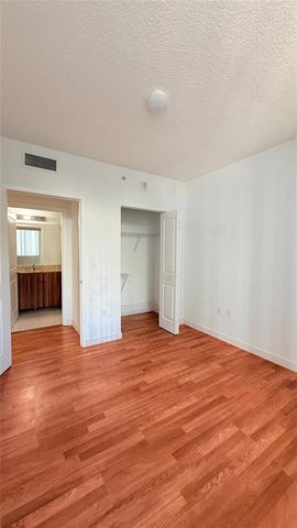 601 NE 23rd Street 902, Miami, FL 33137