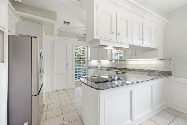 15814 Fleetwood Oaks Drive, Houston, TX 77079