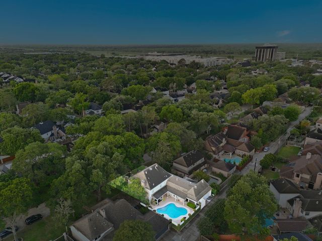 15814 Fleetwood Oaks Drive, Houston, TX 77079