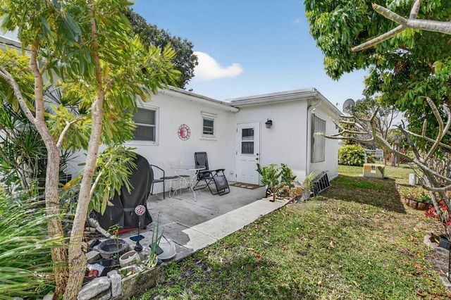 121 NW 28th Court, Pompano Beach, FL 33064