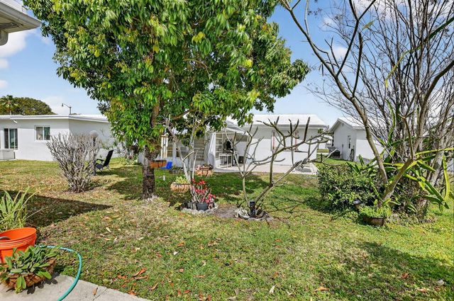121 NW 28th Court, Pompano Beach, FL 33064