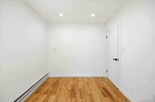 4135 Murdock Avenue, Bronx, NY 10466