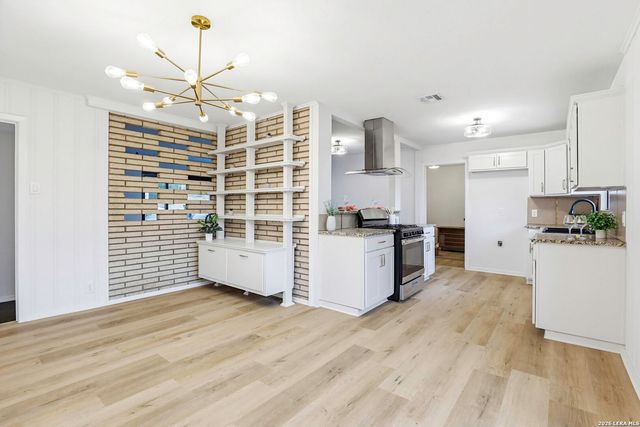 227 W Glenview, San Antonio, TX 78228