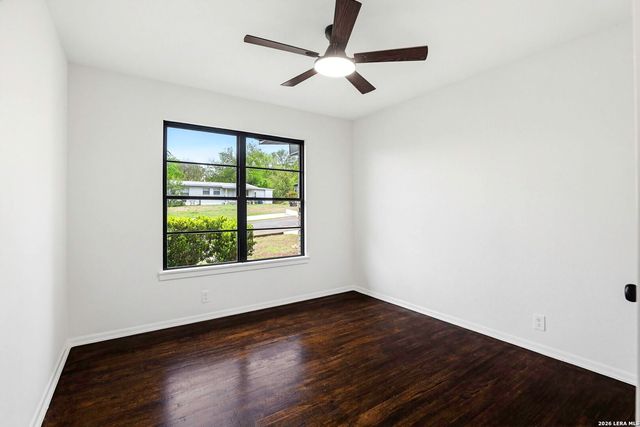 227 W Glenview, San Antonio, TX 78228