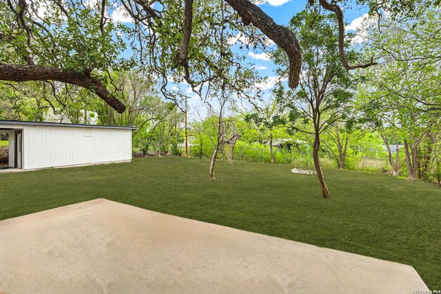 227 W Glenview, San Antonio, TX 78228