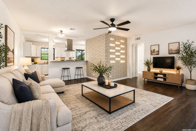 227 W Glenview, San Antonio, TX 78228