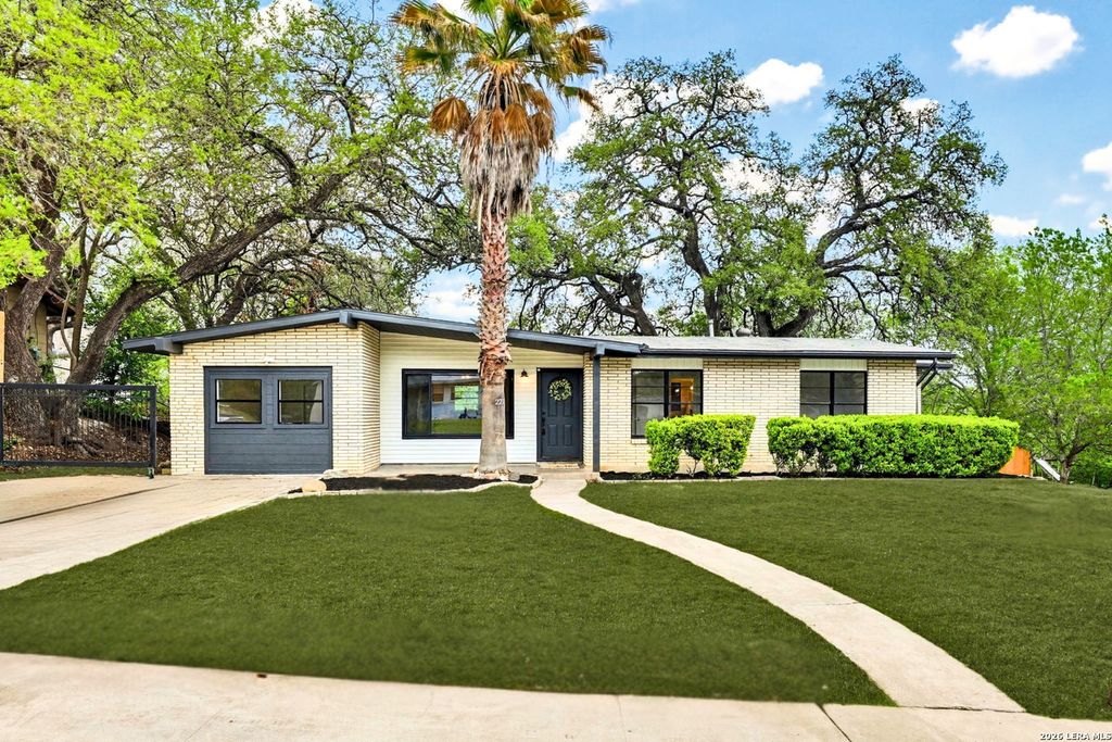 227 W Glenview, San Antonio, TX 78228