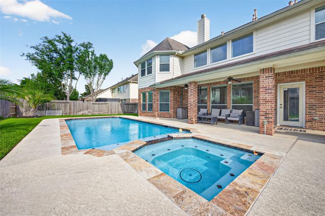 21002 Mallard Cove Court, Richmond, TX 77407