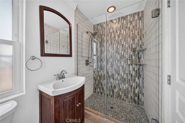 7923 Ledge Ave, Sun Valley, CA 91352