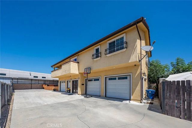 7923 Ledge Ave, Sun Valley, CA 91352