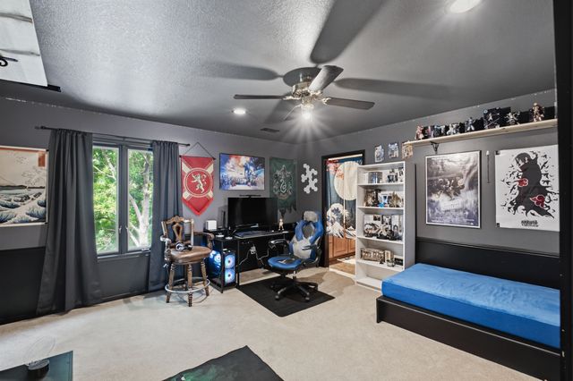 419 N Brook Forest Rd, Derby, KS 67037