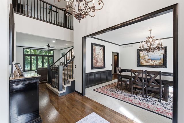 419 N Brook Forest Rd, Derby, KS 67037