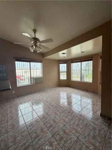 11497 2nd Avenue, Hesperia, CA 92345