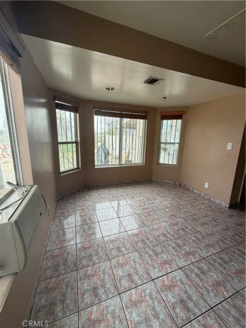 11497 2nd Avenue, Hesperia, CA 92345