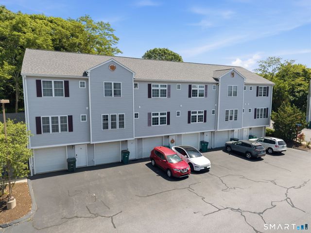 35 Harbor View Lane 35, Norwich, CT 06360