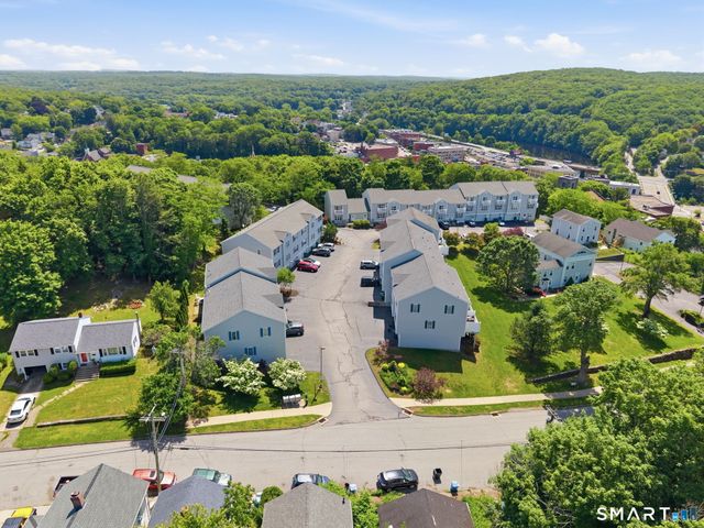 35 Harbor View Lane 35, Norwich, CT 06360