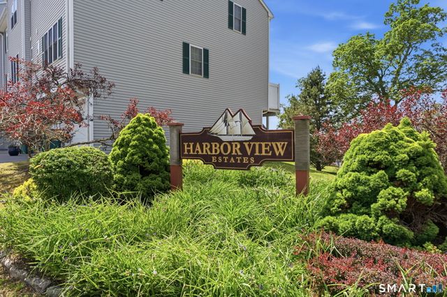 35 Harbor View Lane 35, Norwich, CT 06360