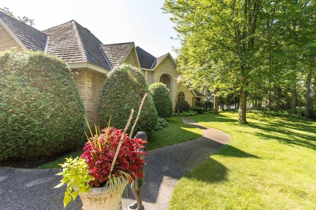 2807 Government Point Road NE, Alexandria, MN 56308