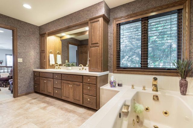 2807 Government Point Road NE, Alexandria, MN 56308