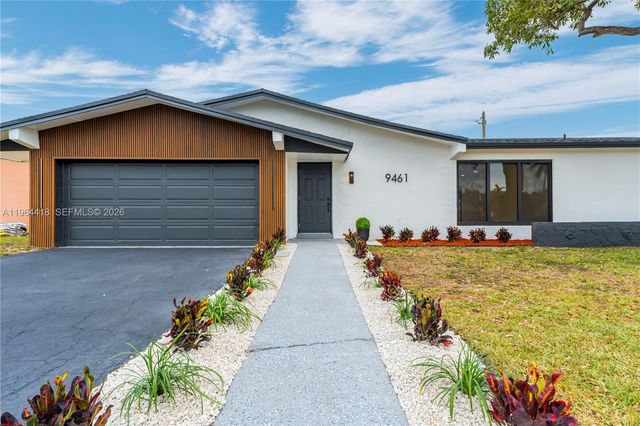 9461 NW 19th Pl, Sunrise, FL 33322