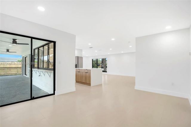 9461 NW 19th Pl, Sunrise, FL 33322