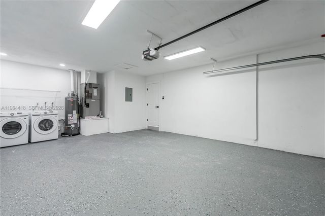 9461 NW 19th Pl, Sunrise, FL 33322