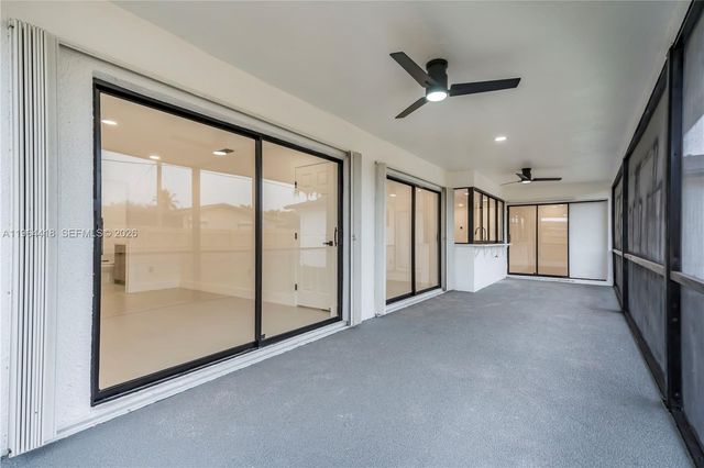 9461 NW 19th Pl, Sunrise, FL 33322