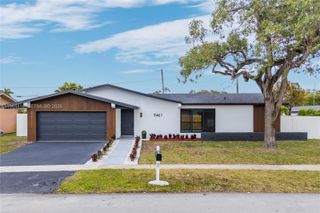 9461 NW 19th Pl, Sunrise, FL 33322