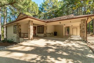 9 Mandarina Drive, Hot Springs Village, AR 71909
