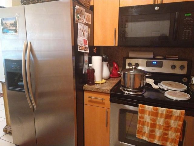 540 NE 58th Street, Oakland Park, FL 33334