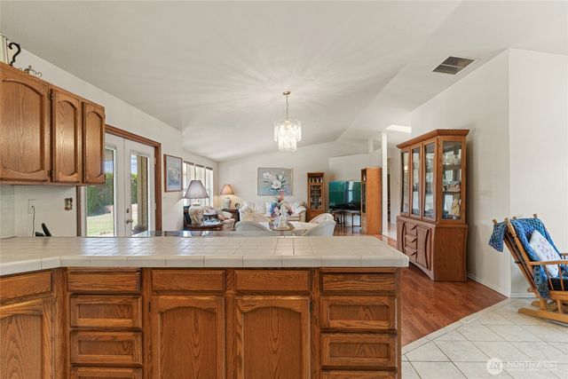 695 S Lyle Avenue, East Wenatchee, WA 98802