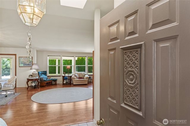 695 S Lyle Avenue, East Wenatchee, WA 98802