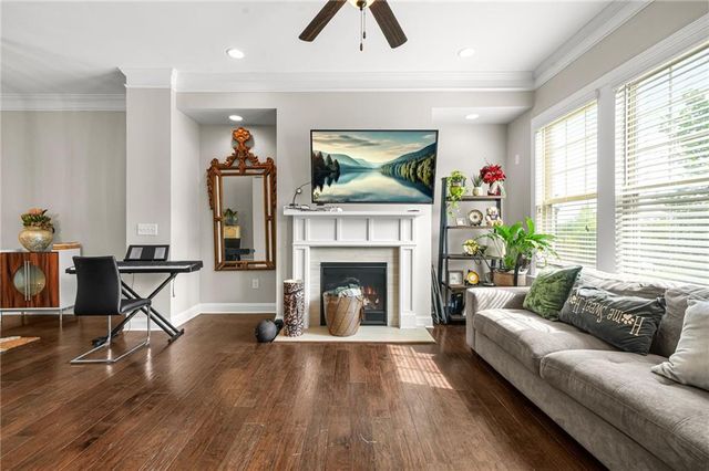 4405 DONAHUE Avenue, Sugar Hill, GA 30518