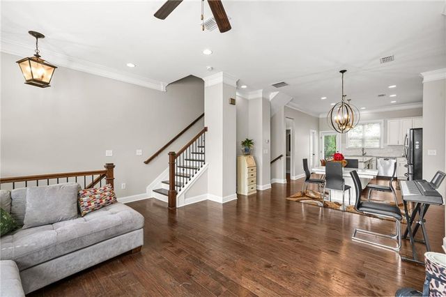 4405 DONAHUE Avenue, Sugar Hill, GA 30518