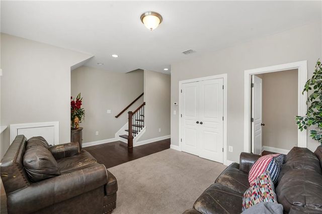 4405 DONAHUE Avenue, Sugar Hill, GA 30518
