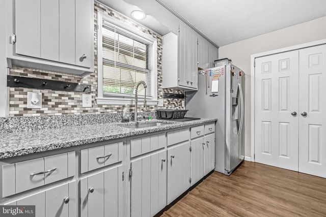 49 CARTER LN, Inwood, WV 25428