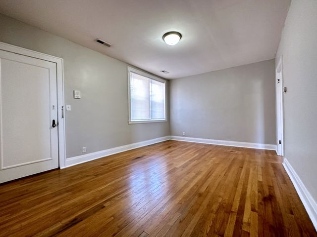 610 N 2nd St Apt 8, Clarksville, TN 37040