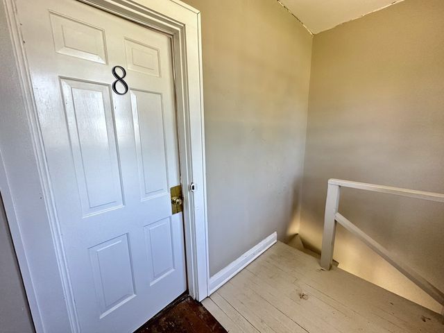 610 N 2nd St Apt 8, Clarksville, TN 37040