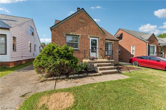 14519 Orchard Park Avenue, Cleveland, OH 44111