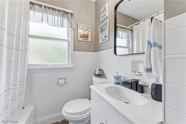 14519 Orchard Park Avenue, Cleveland, OH 44111