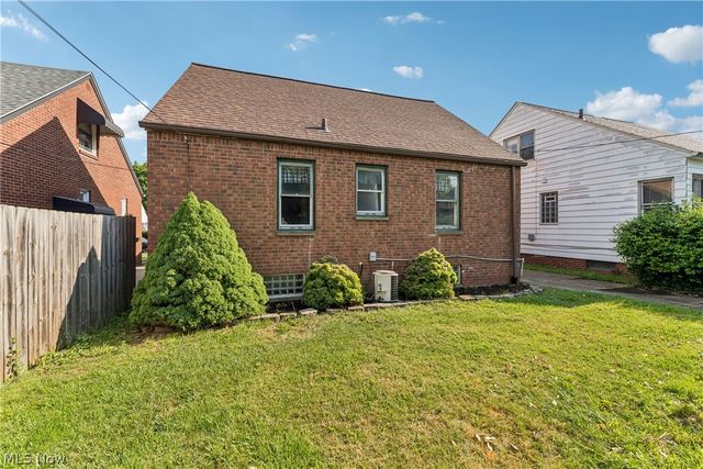 14519 Orchard Park Avenue, Cleveland, OH 44111