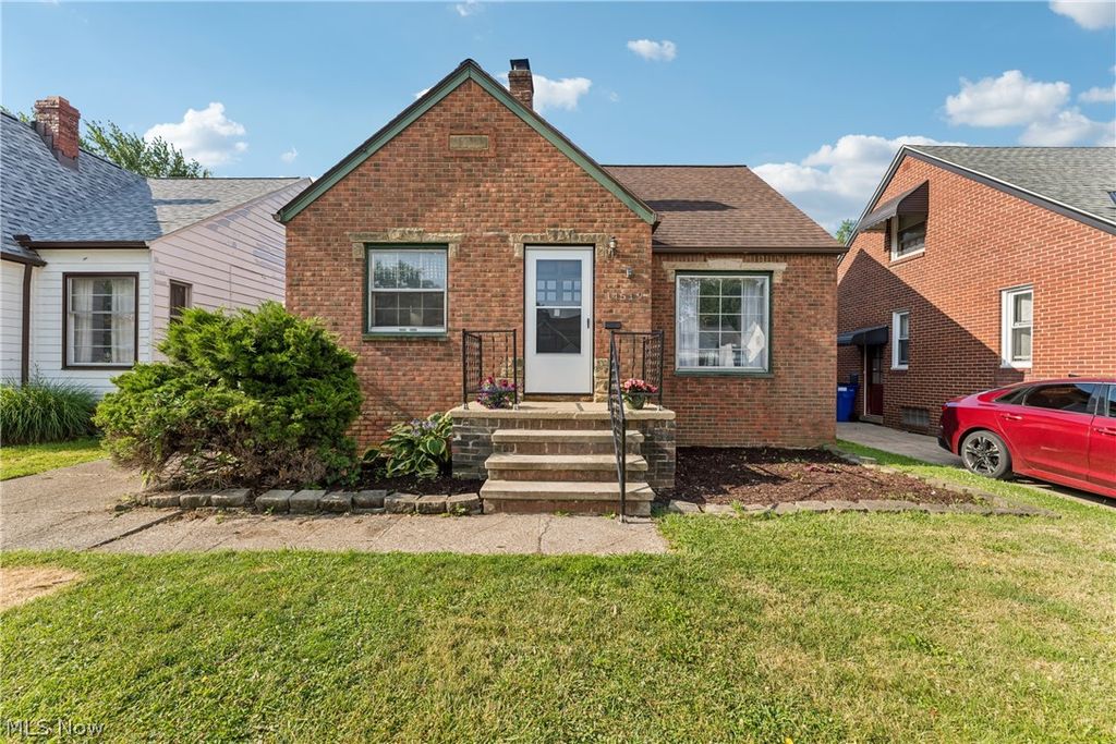 14519 Orchard Park Avenue, Cleveland, OH 44111