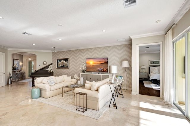 11556 Villa Vasari Drive, Palm Beach Gardens, FL 33418