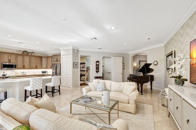 11556 Villa Vasari Drive, Palm Beach Gardens, FL 33418