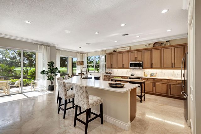 11556 Villa Vasari Drive, Palm Beach Gardens, FL 33418