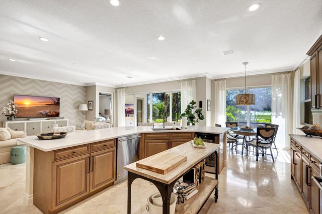 11556 Villa Vasari Drive, Palm Beach Gardens, FL 33418