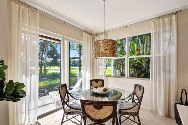 11556 Villa Vasari Drive, Palm Beach Gardens, FL 33418