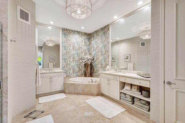 11556 Villa Vasari Drive, Palm Beach Gardens, FL 33418