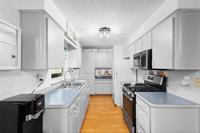 2061 KEYES LANE, Deltona, FL 32738