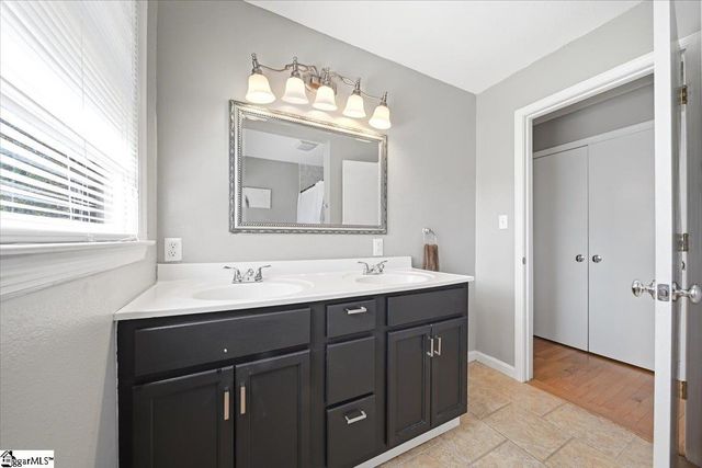 219 Seven Oaks Lane, Spartanburg, SC 29301